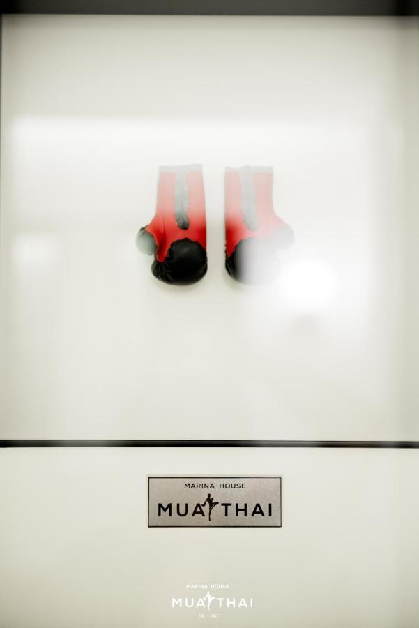 צ'אלונג Marina House Muaythai Ta-Iad Phuket מראה חיצוני תמונה